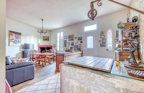 Mortagne-sur-Gironde Maison | Maison de vacances 'Maison De Famille' avec terrasse privée et jardin privé