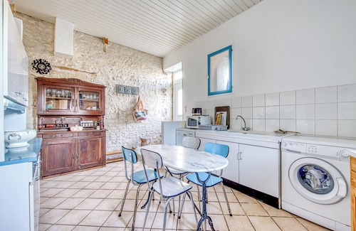 Mortagne-sur-Gironde Maison | Maison de vacances 'Maison De Famille' avec terrasse privée et jardin privé