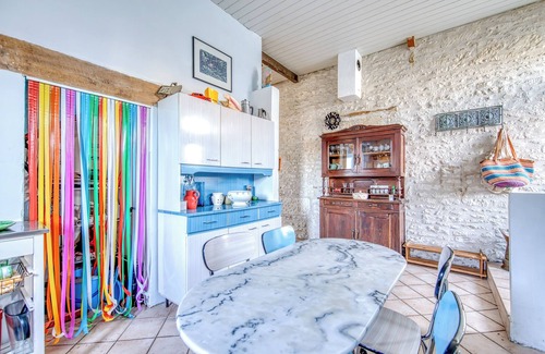 Mortagne-sur-Gironde Maison | Maison de vacances 'Maison De Famille' avec terrasse privée et jardin privé