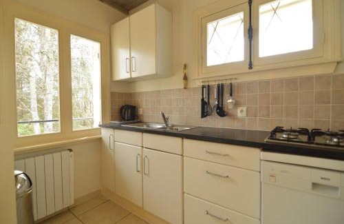 Saint-Honore-les-Bains Maison | Holiday Home in St Honoré with Scenic Views