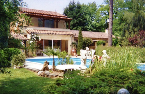 Lamonzie-Montastruc Maison | Maison de vacances cosy avec piscine à Lamonzie-Montastruc