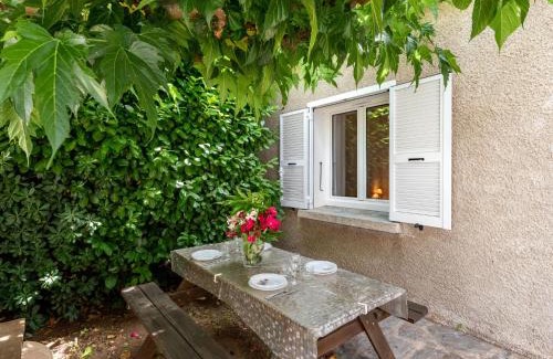 Santa-Lucia-di-Moriani Maison | Holiday Home Dami I-1 by Interhome