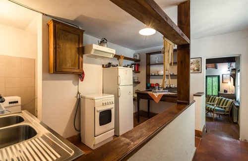 San Marcello Piteglio Maison | Holiday Home in Migliorini with Pool & Nature
