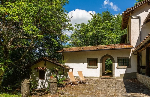 San Marcello Piteglio Maison | Holiday Home in Migliorini with Pool & Nature