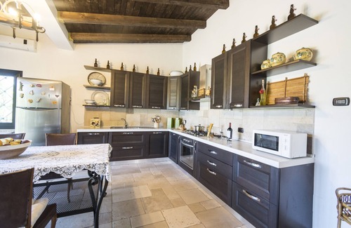 Torre Santa Susanna Maison | Holiday Home "Masseria Bellamarina" with Shared Pool & Wi-Fi