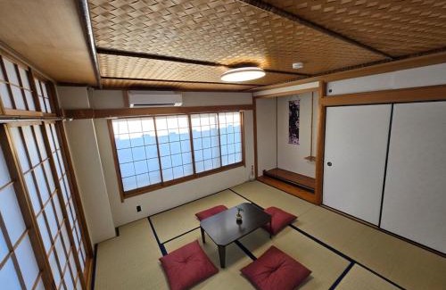 Kamata Appartement | Holiday Home 3 Floors 115 m Near Haneda Airport 6 Bedrooms Sleeps 9