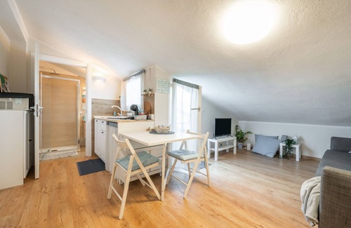 Decimomannu Maison | Maison de vacances 'Al Chiaro Di Luna' avec balcon, Wi-Fi et climatisation
