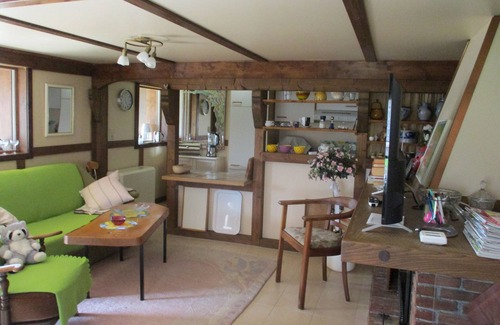 Uckerland Maison | Holiday Home 'Altes Jägerhaus' with Private Terrace and Private Garden