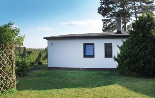 Mustin Maison | Holiday Home Am Scharbowsee K