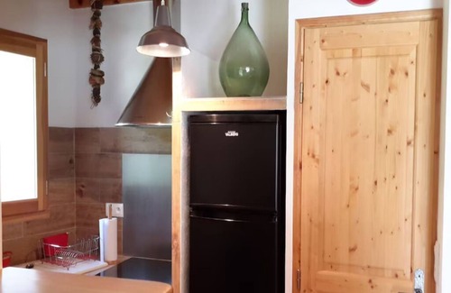 Allons Maison | Holiday Home "Ancienne Bergerie" with Mountain View & Private Garden
