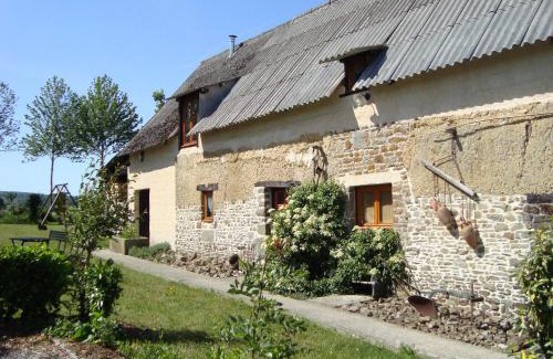 Gouvets Maison | Holiday home and mobile home with spacious garden, cleaning included
