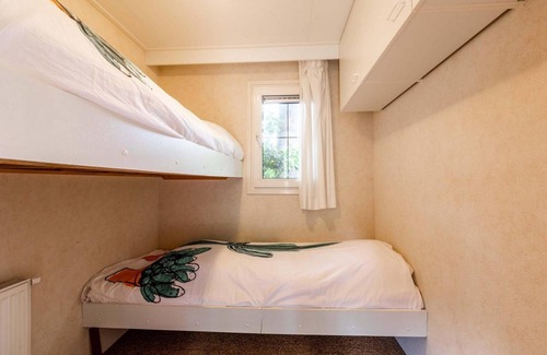 Ede Chalet De Ski | ✓ Holiday home at Recreatiepark 't Gelloo ✓ Holiday home for 4 persons ✓ Located in Ede (Gelderland) ✓ Holiday park on the Veluwe ✓ Book directly through the park