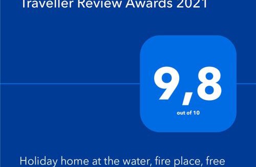 Municipality of Aalsmeer Maison | Holiday home at the water, fire place, boat and SUP rent, near Amsterdam