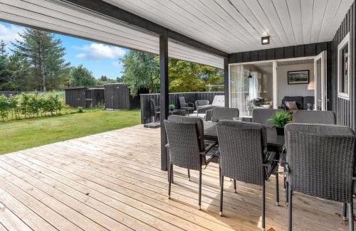 Blavand Strand Maison | Holiday Home Aurel - 750m from the sea by Interhome