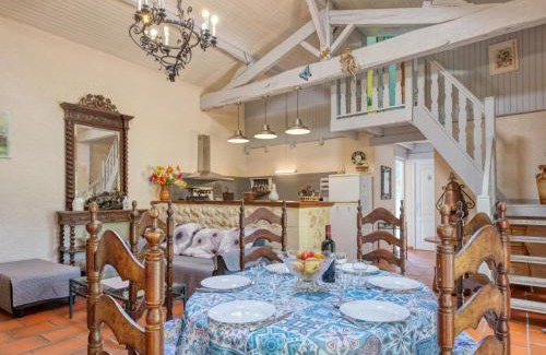 Gaillan-en-Medoc Maison | Holiday Home Babelle by Interhome