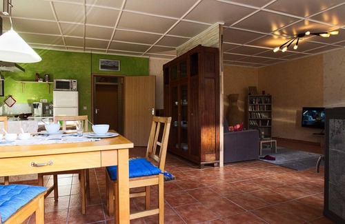 Gormin Appartement | Maison de vacances 'Barrierefreie Ferienwohnung' avec terrasse privée, jardin privé et Wi-Fi