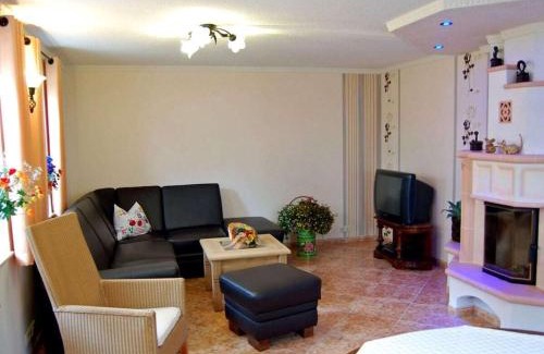 Bernshausen Maison | Holiday home Bauernhauschen in the Rhon