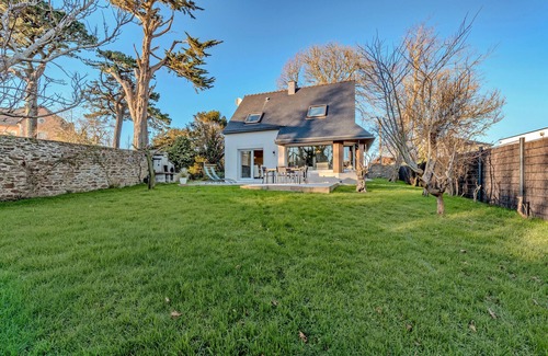 Saint-Pierre Maison | Maison de vacances 'Belle Maison À 800m Plage' avec terrasse privée, jardin privé et Wi-Fi