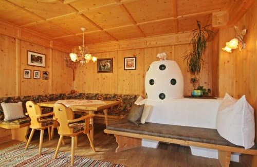 Runhof Maison | Holiday Home Berghof Reich by Interhome