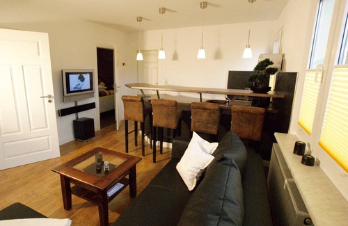 Glowe Appartement | Maison de vacances Boddenhus - WLAN, 2 chambres, Jardin - au bord de l’eau - maison de vacances