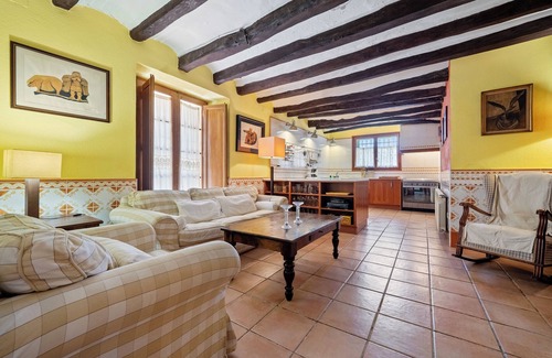 Bonastre Maison | Maison de vacances 'Bonastre' avec vue montagne, piscine privée et Wi-Fi