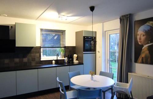 Eernewoude Maison | Holiday Home Bungalowpark It Wiid by Interhome
