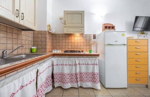 Sant'Anna Arresi Maison | Maison de vacances "Casa Vacanza de Dinu" avec Wi-Fi, terrasses et jardin