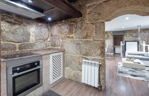 Ponte Caldelas Maison | Maison de vacances 'Casa Da Xeitosa' avec vue sur la montagne, piscine privée et Wi-Fi