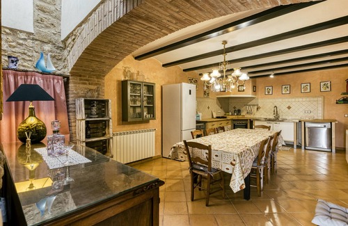 Orriols Maison | Maison de vacances 'Ca La Maria' avec vue sur les montagnes, terrasse privée et Wi-Fi.