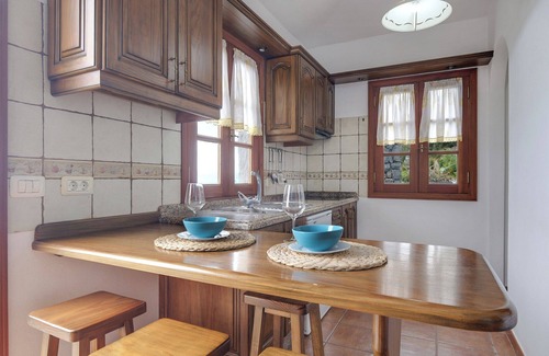 Buen Paso Maison | Maison de vacances "Candelaria" avec vue sur la montagne et l'océan, piscine, terrasse et Wi-Fi
