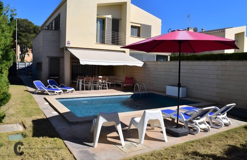 Puig de Ros Maison | Maison de vacances 'Carpe Diem' avec piscine privée, Wi-Fi et climatisation.