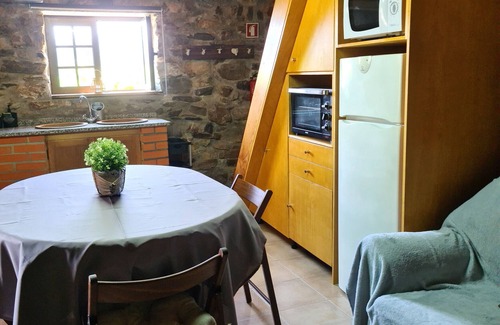 Oliveira de Frades Maison | Holiday Home 'Casa Curral Do Alqueve' with Mountain View, Private Pool and Wi-Fi