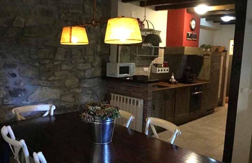 San Roman de Cameros Maison | Maison de vacances 'Casa Del Tio Conejo' avec vue sur la montagne, piscine partagée et Wi-Fi