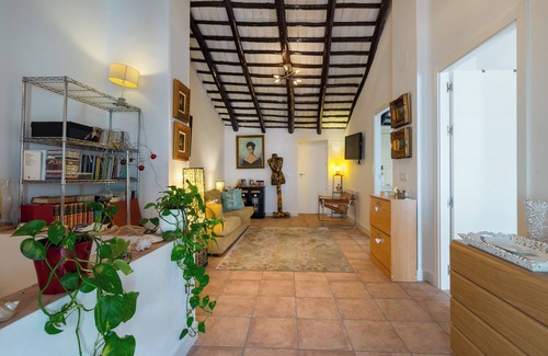 El Pedroso Maison | Holiday Home 'Casa El Pedroso' with Private Terrace, Wi-Fi and Air Conditioning