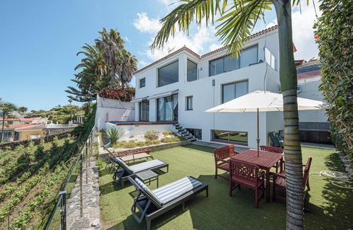 Las Cuevas Maison | Maison de vacances 'Casa Santa Úrsula' avec vue sur la mer, piscine, Wi-Fi et jardin