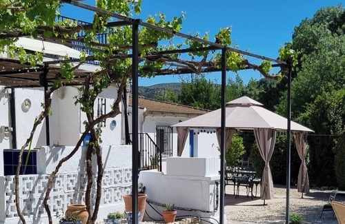 Algarinejo Maison | Maison de vacances 'Casa Margarita' avec vue sur la montagne, Wi-Fi et climatisation