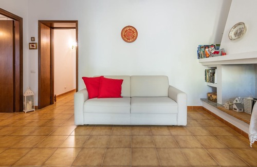 Masainas Maison | Holiday Home Casa Nella with Garden, Terraces & Wi-Fi