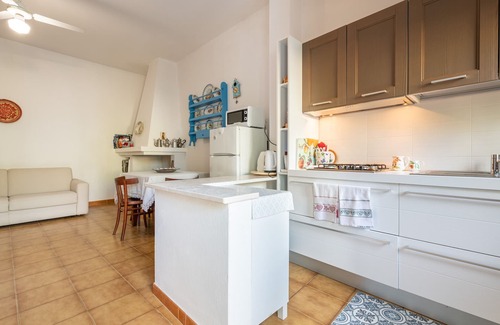 Masainas Maison | Holiday Home Casa Nella with Garden, Terraces & Wi-Fi