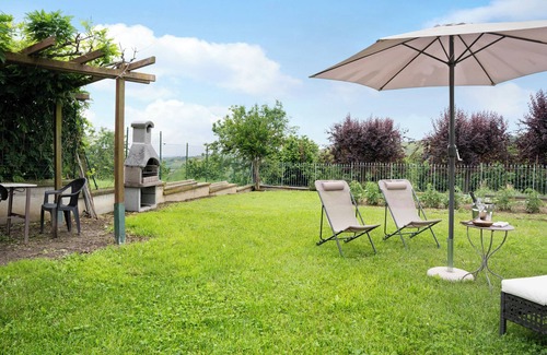 Dogliani Maison | Maison de vacances 'Casa Pianezzo Dogliani' avec vue sur la montagne, piscine privée et Wi-Fi