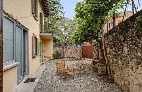Ispra Maison | Maison de vacances 'Casa Romantica' avec terrasse privée, balcon et Wi-Fi