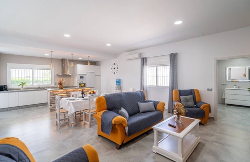 La Lantejuela Maison | Maison de vacances 'Casa Rural Villa Gordito' avec piscine privée, Wi-Fi et climatisation