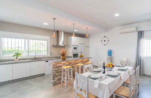 La Lantejuela Maison | Maison de vacances 'Casa Rural Villa Gordito' avec piscine privée, Wi-Fi et climatisation