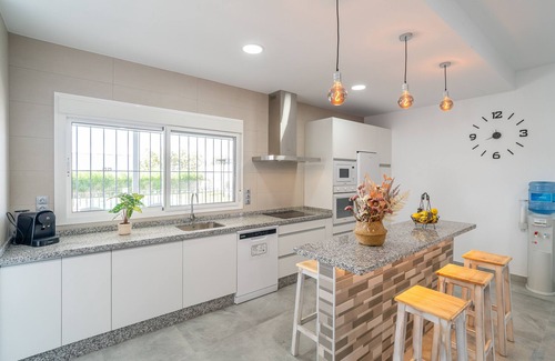 La Lantejuela Maison | Maison de vacances 'Casa Rural Villa Gordito' avec piscine privée, Wi-Fi et climatisation