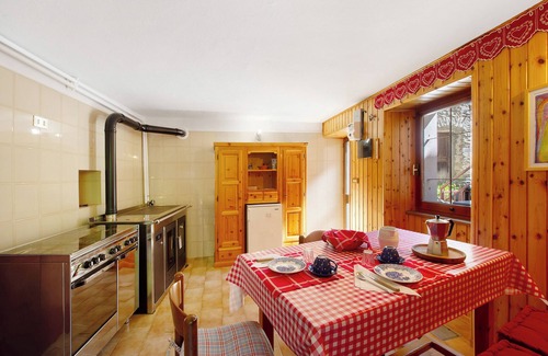 Pontboset Maison | Maison de vacances 'Casa Savin' avec vue montagne, jardin privé et balcon