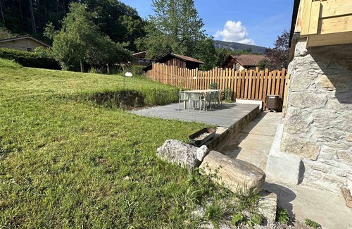 Mont-Saxonnex Maison | Maison de vacances 'Chalet Terre De Sapins' avec vue sur la montagne, terrasse privée et Wi-Fi