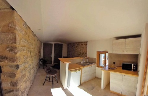 Beaujeu Maison | Maison de vacances 'Château Saint-jean' avec vue sur les montagnes, terrasse privée et Wi-Fi