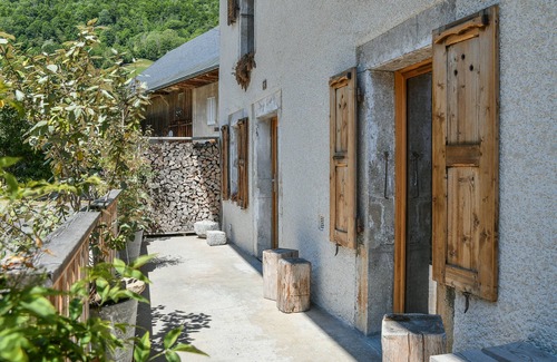 Aillon-le-Jerune Maison | Maison de vacances 'Ciméléon Bas' avec vue sur les montagnes, terrasse privée et Wi-Fi