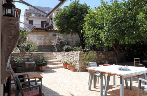 Selianitika Maison | Holiday home close to the beach, walking distance to the center of the village w
