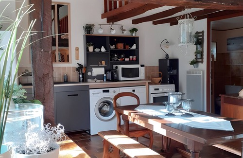 Gy-en-Sologne Maison | Holiday Home 'Cocooning Au Cœur De La' with Wi-Fi and Air Conditioning