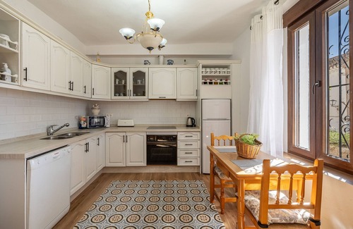 Niguelas Maison | Maison de vacances 'Coqueta Casa Rural Para 8 Personas' avec terrasse privée, balcon et Wi-Fi